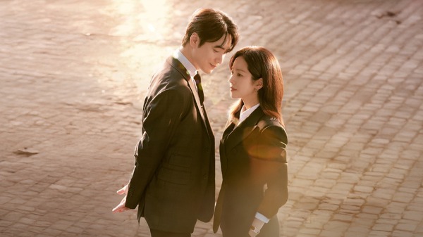 「わたしの完璧な秘書」3月1日配信