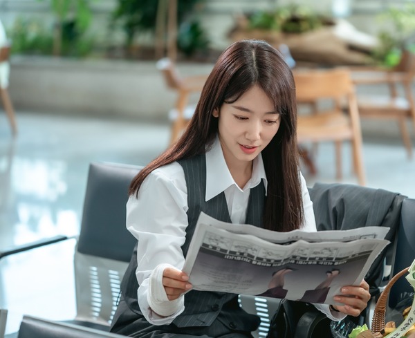 「Missホンは潜入調査中」© STUDIO DRAGON CORPORATION