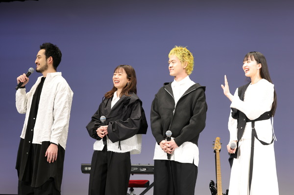 『パリに咲くエトワール』©「パリに咲くエトワール」製作委員会