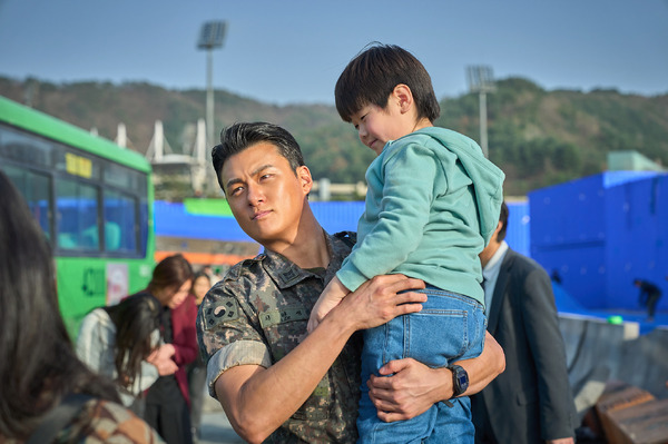 シン・スンホ『全知的な読者の視点から』　©2025 LOTTE ENTERTAINMENT, SMILEGATE, REALIES All Rights Reserved.