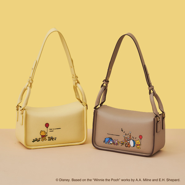 『くまのプーさん』コレクション　スマートワン（イエロー・グレージュ）¥28,600