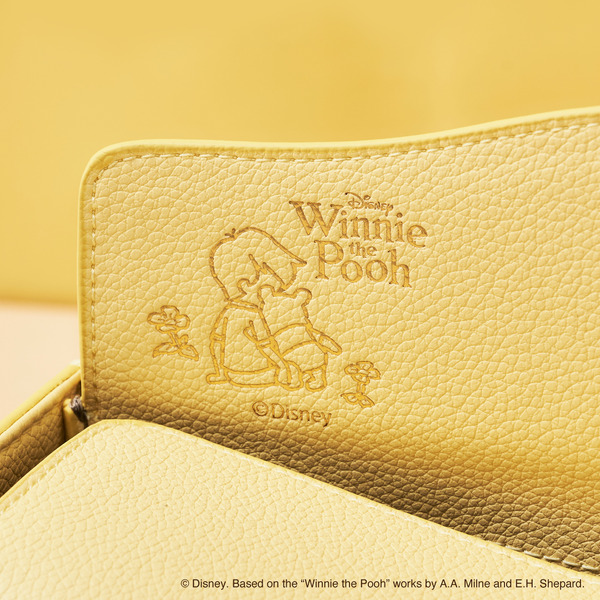 『くまのプーさん』コレクション　スマートワン（イエロー・グレージュ）¥28,600