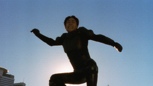 『殺し屋１ ４K』©山本英夫/小学館「殺し屋 1」製作委員会 2001