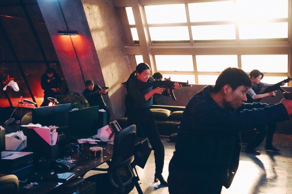 『シャドウズ・エッジ』