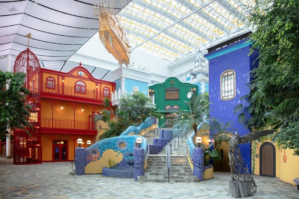 ジブリパーク／ジブリの大倉庫「中央階段」© Studio Ghibli