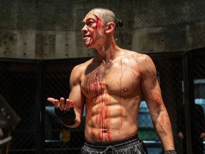 妻キム・テヒも驚く肉体美のRAINことチョン・ジフンが悪役に!!『ブラッドハウンド2』キャラスチール公開