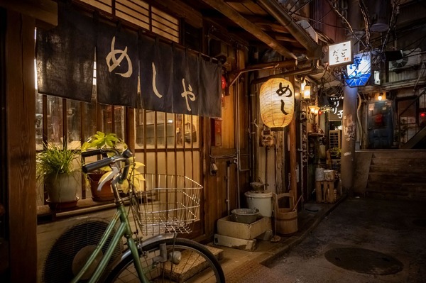 「深夜食堂」　©安倍夜郎「深夜食堂」/小学館ビッグコミックオリジナル C安倍夜郎・小学館/「深夜食堂 6」製作委員会