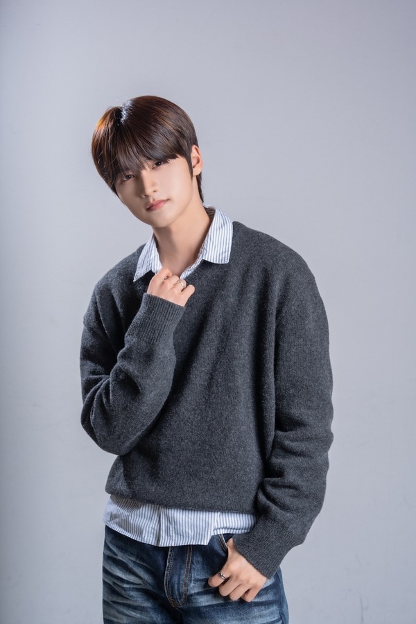 ユン「祝！日本デビュー 第５世代ルーキーNOWZの魅力を徹底解剖 in ABEMA」©CUBE ENTERTAINMENT INC.