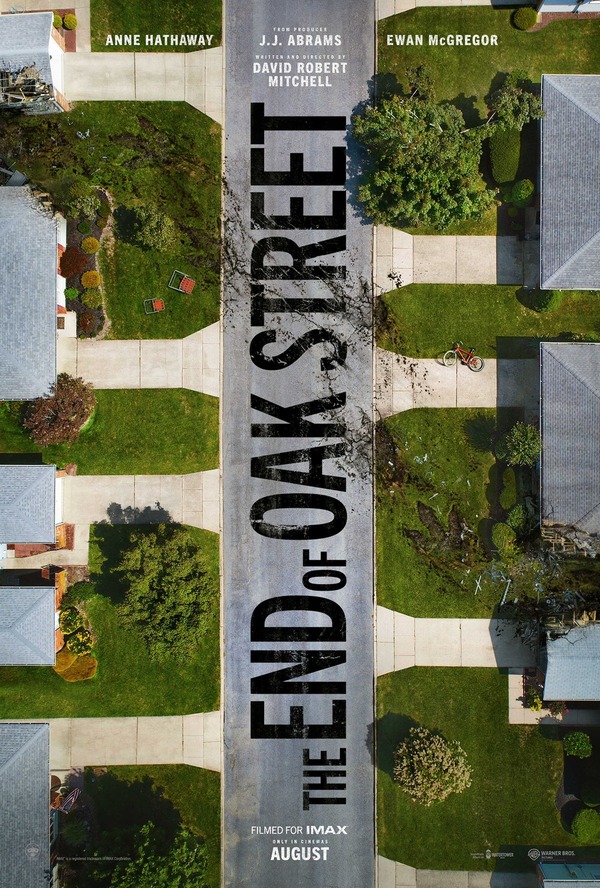 『オークストリートの異変』(C)2025 Warner Bros. Ent. All Rights Reserved