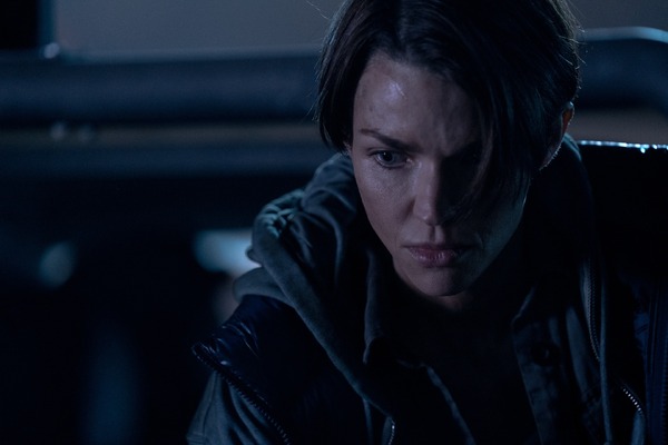 『ダーティ・エンジェルズ』© 2024 DIRTY ANGELS PRODUCTIONS, INC.