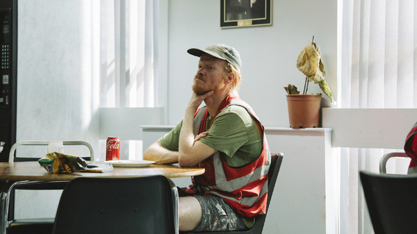 『ブゴニア』© 2025 Universal Studios. All Rights Reserved.