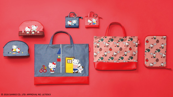 ポーチ 13,200円/デニムバッグ 33,000円/ミニデニムバッグ 9,900円/バッグ（マチ付き）22,000円/マルチケース　16,500円 ※税込