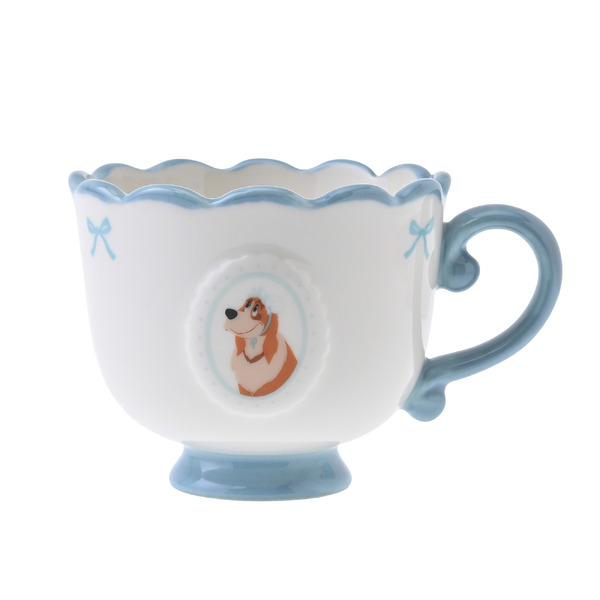 ティーカップ　2,500円