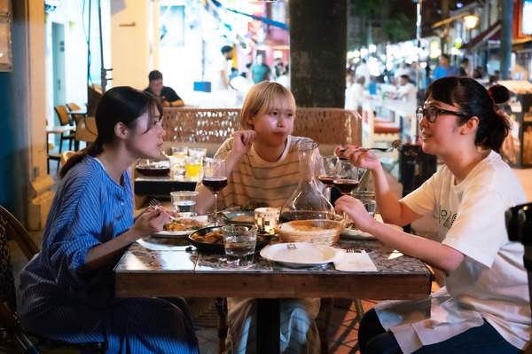 『マジカル・シークレット・ツアー』Ⓒ2026「マジカル・シークレット・ツアー」製作委員会