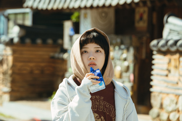 「ロマンスの絶対値」© Amazon MGM Studios