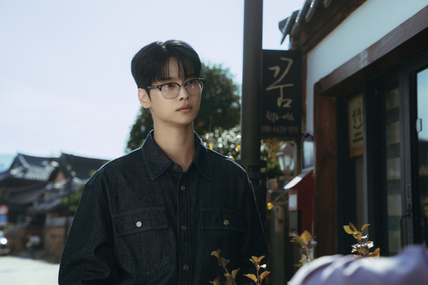 「ロマンスの絶対値」© Amazon MGM Studios