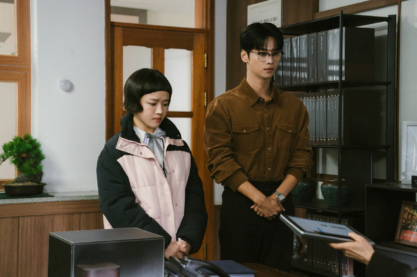 「ロマンスの絶対値」© Amazon MGM Studios