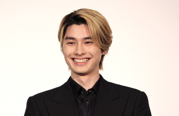 本田響矢「ＧＩＦＴ」の第1話プレミア試写＆スペシャル舞台挨拶