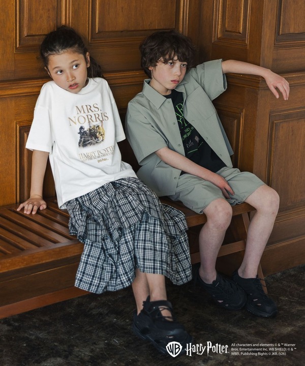 Tシャツ〈05：オフホワイト/MRS NORRIS〉