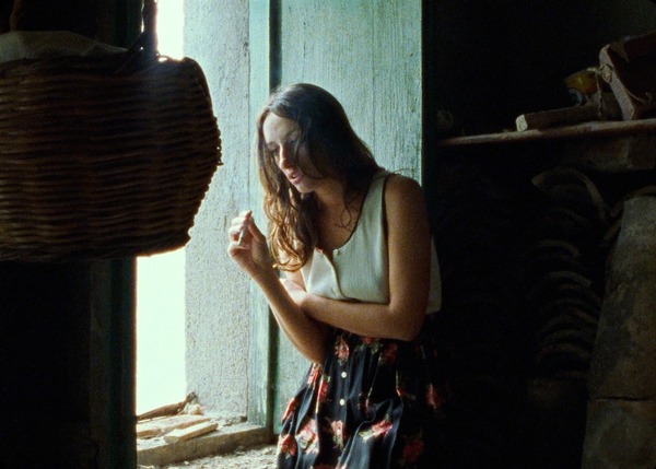 『おくりもの　4Kレストア版』(C) Santamira - Coop. CA.RI.NA.