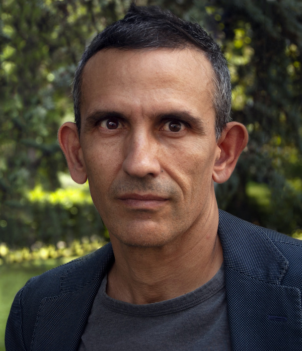 ミケランジェロ・フランマルティーノ監督