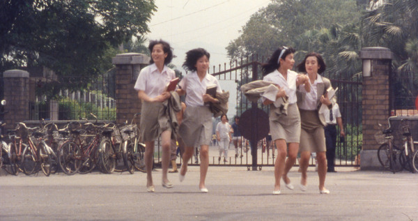 『海辺の一日 4Kレストア』© 2010, 2024 Fortune Star Media Limited. All Rights Reserved.