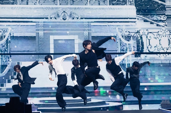 RIIZE　撮影：田中聖太郎写真事務所