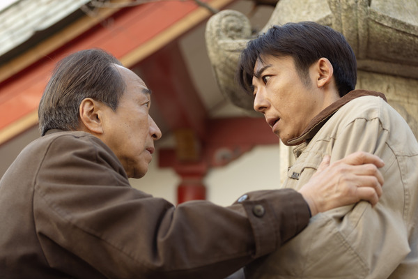 「リボーン ～最後のヒーロー」1話©テレビ朝日