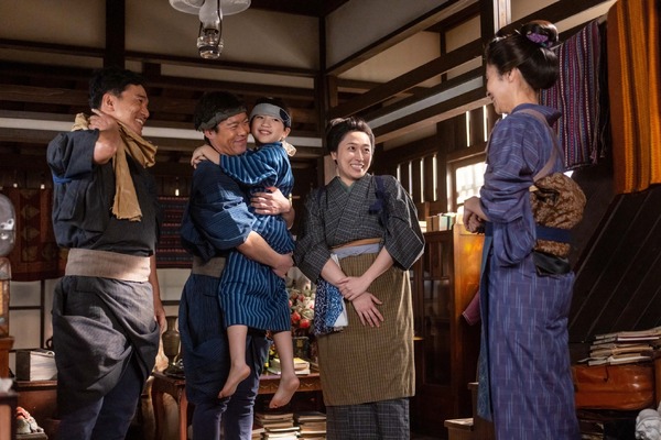 「風、薫る」第15回©NHK