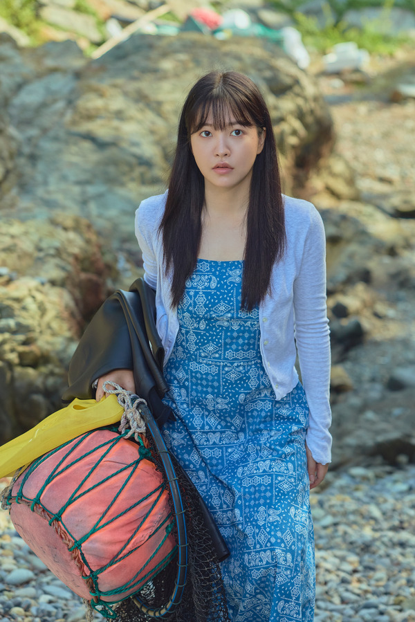 「Azure Spring」© OZ Arena Inc. All Rights Reserved.