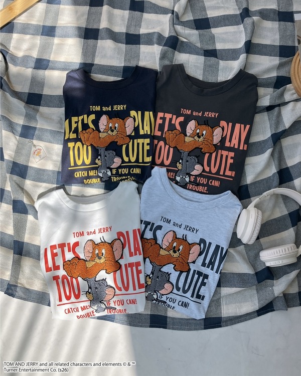 アクリルキーホルダー付　トムとジェリーTシャツ　￥2,450（税込価格 ￥2,695)