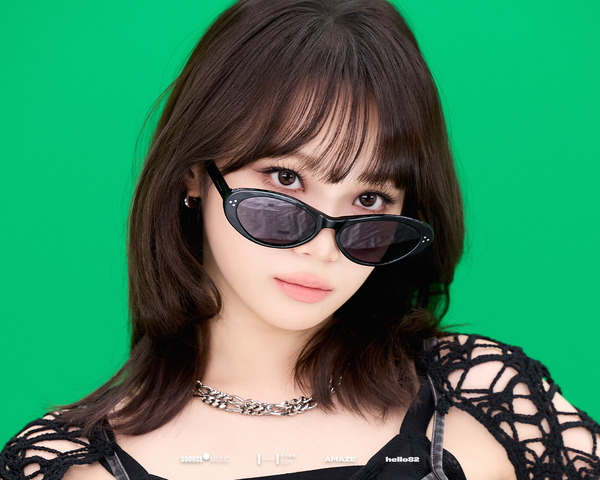 『LE SSERAFIM VR CONCERT：INVITATION』(C) HYBE JAPAN(P)&(C) SOURCE MUSIC