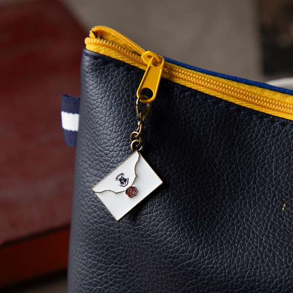 ハリー・ポッターと賢者の石 チャームブローチ