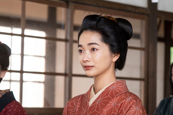 「風、薫る」第21回©NHK