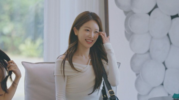 「乗り換え恋愛4」(C) TVING Co., Ltd, All Rights Reserved.