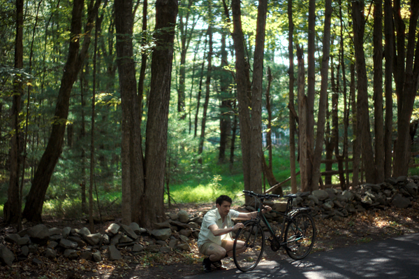 『ドランクヌードル』© 2025 Lucio Castro Inc.