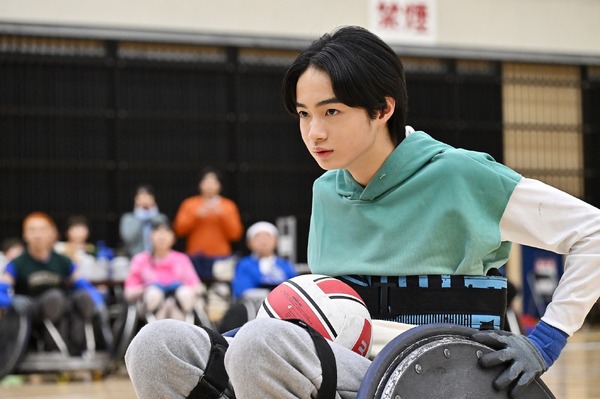 「かわいい」「今後が楽しみ」玉森裕太“昊”と堤真一”伍鉄”親子に喜びの声上がる…「GIFT」第6話