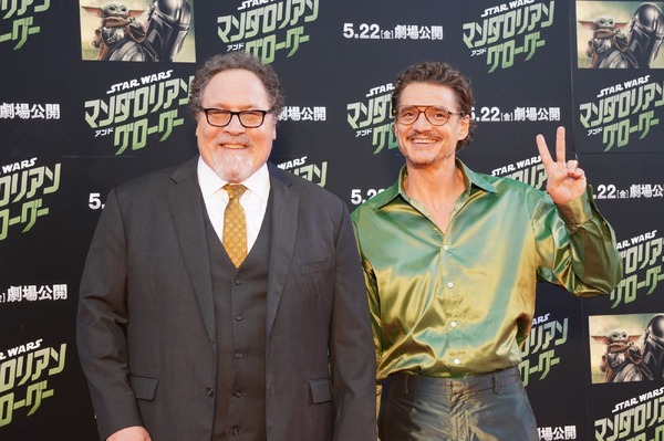 ジョン・ファヴロー監督、ペドロ・パスカル
