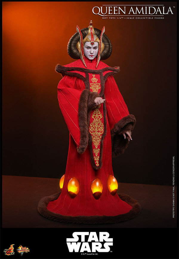 1/6スケールフィギュア　アミダラ女王 © & ™ Lucasfilm Ltd.