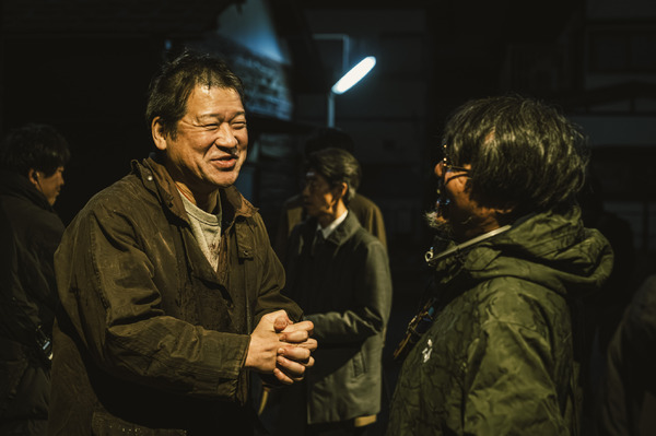 『名無し』（C）佐藤二朗 永田諒 ／ ヒーローズ　（C）2026 映画「名無し」製作委員会