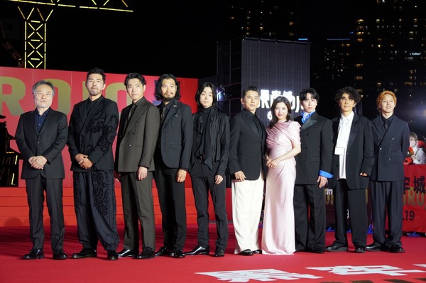 黒沢清監督、吉原光夫、柄本佑、青木崇高、菅田将暉、本木雅弘、吉高由里子、宮舘涼太、ユースケ・サンタマリア、坂東龍汰