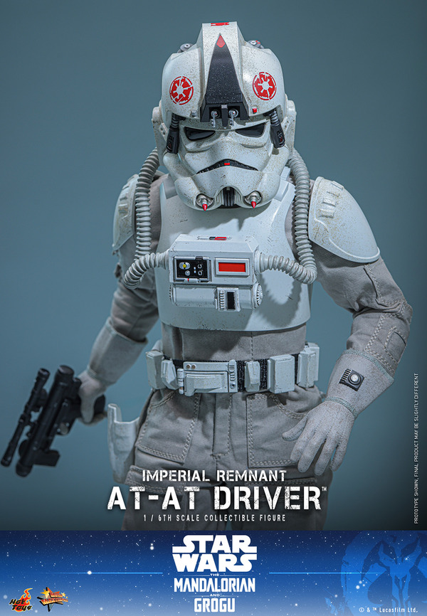 インペリアル・レムナント AT-ATドライバーフィギュア© & ™ Lucasfilm Ltd.