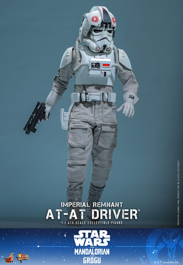 インペリアル・レムナント AT-ATドライバーフィギュア© & ™ Lucasfilm Ltd.