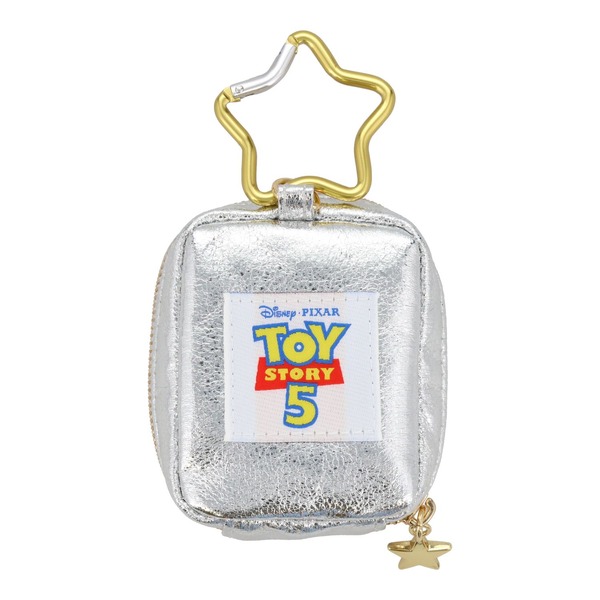 DNカラビナ付きミニポーチ　各2,640円（税込）© Disney/Pixar