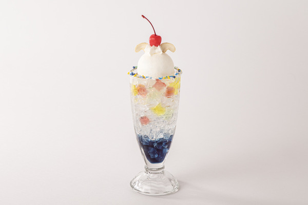 OZ フロートソーダ 1,090円「OZ cafe」