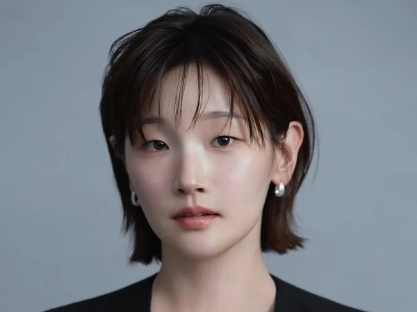 『パラサイト』女優パク・ソダム、「このまま俳優を続けられるだろうか…」“甲状腺乳頭がん闘病”を語る