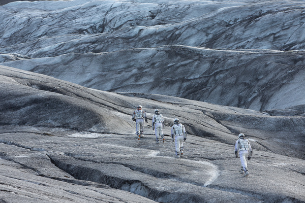 INTERSTELLAR © 2026 Warner Bros. Entertainment Inc. All rights reserved.