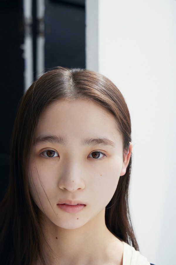 伊東蒼さん（葉野俊子役）