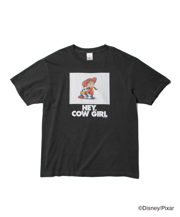 【トイ・ストーリー】ラフスケッチTシャツ：5,720円（税込）※「ジェシー」ver.