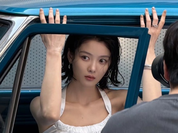 『トンイ』名子役から大人の女性へ。キム・ユジョン、成熟美あふれるオフショットに反響！【PHOTO】